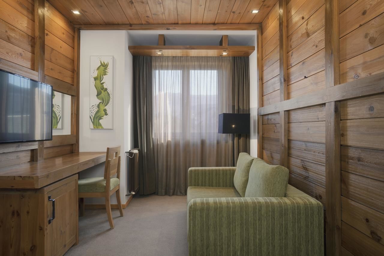Отель Four Points by Sheraton Kolasin Колашин-17