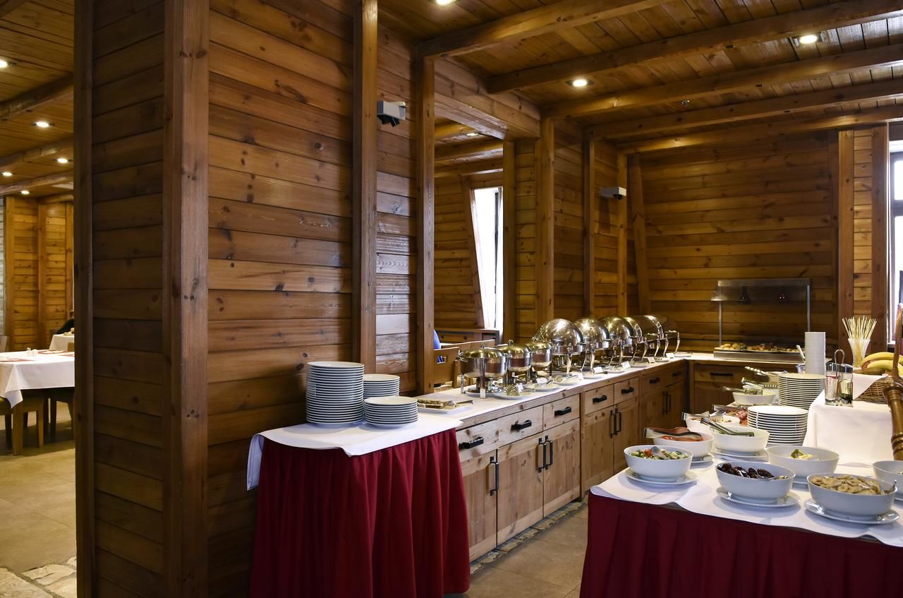 Отель Four Points by Sheraton Kolasin Колашин-28