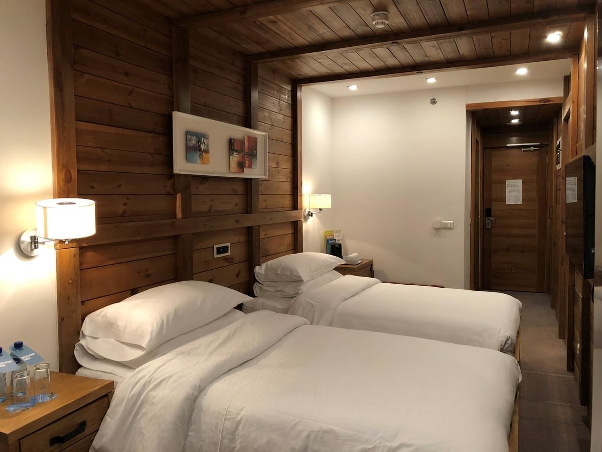 Отель Four Points by Sheraton Kolasin Колашин-10