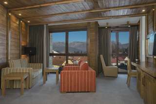Отель Four Points by Sheraton Kolasin Колашин Классический полулюкс-4