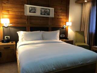 Отель Four Points by Sheraton Kolasin Колашин Полулюкс-1
