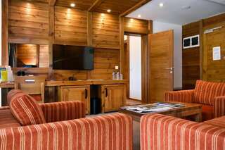 Отель Four Points by Sheraton Kolasin Колашин Классический полулюкс-11