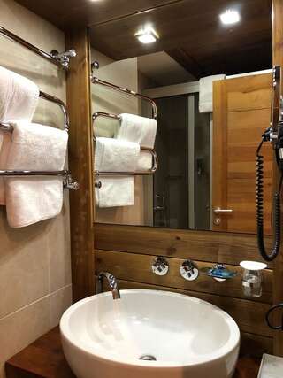 Отель Four Points by Sheraton Kolasin Колашин Стандартный номер-2