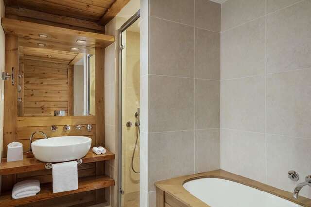 Отель Four Points by Sheraton Kolasin Колашин-41