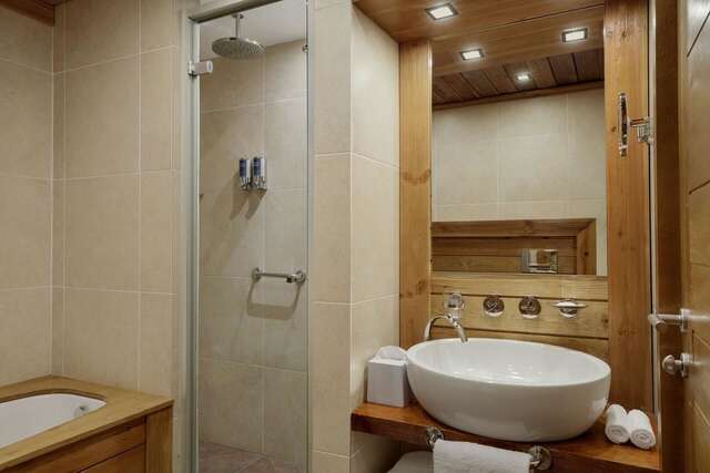 Отель Four Points by Sheraton Kolasin Колашин-43