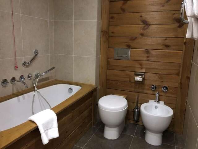 Отель Four Points by Sheraton Kolasin Колашин-51